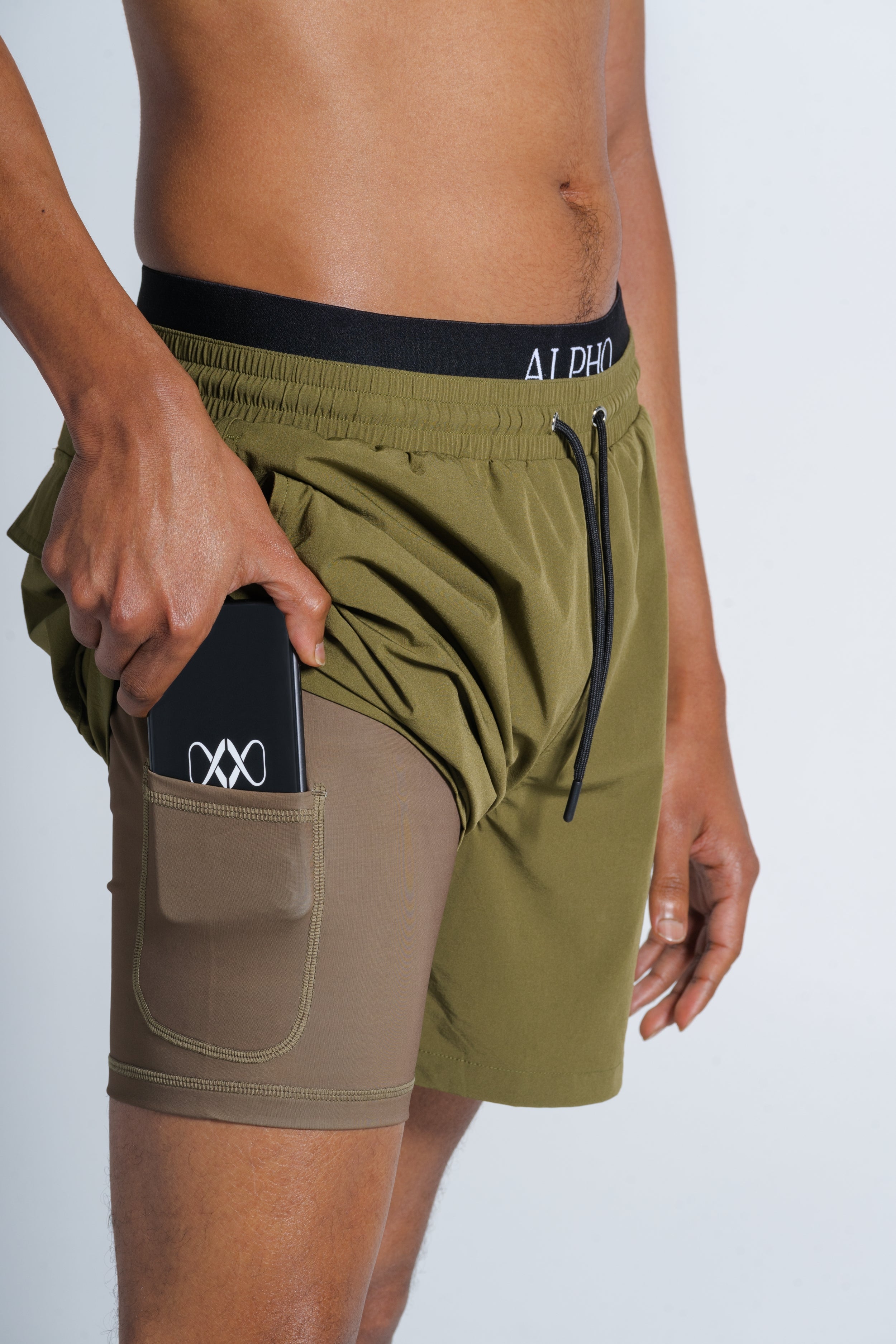 L'emblématique short de bain Alpho