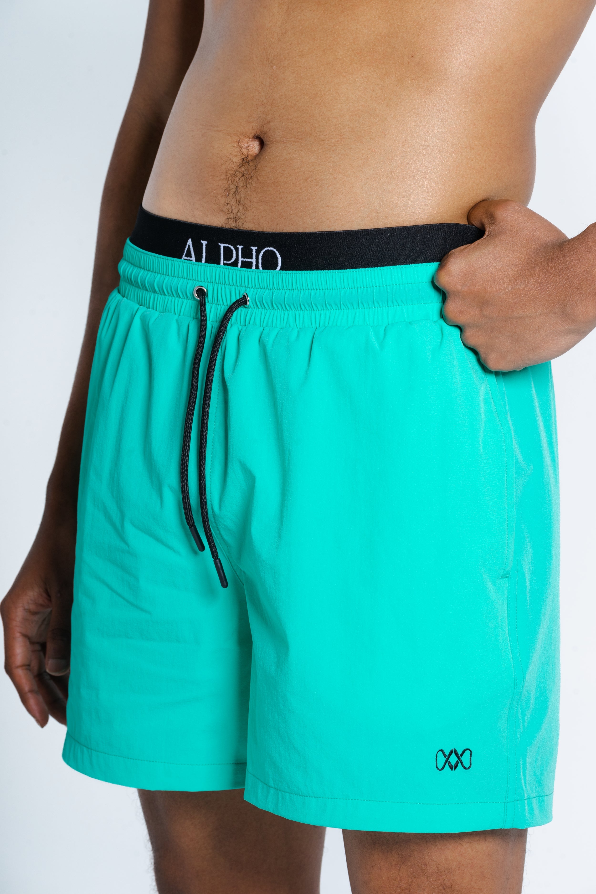 L'emblématique short de bain Alpho
